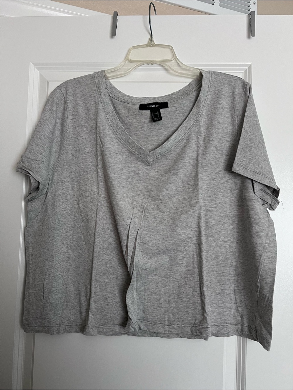 Forever 21+ Heather Gray V-Neck Crop Top Tee